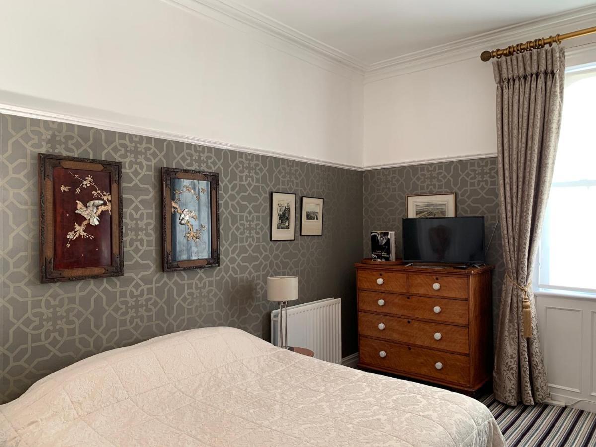Aberley House Bed & Breakfast Waterloo Екстериор снимка